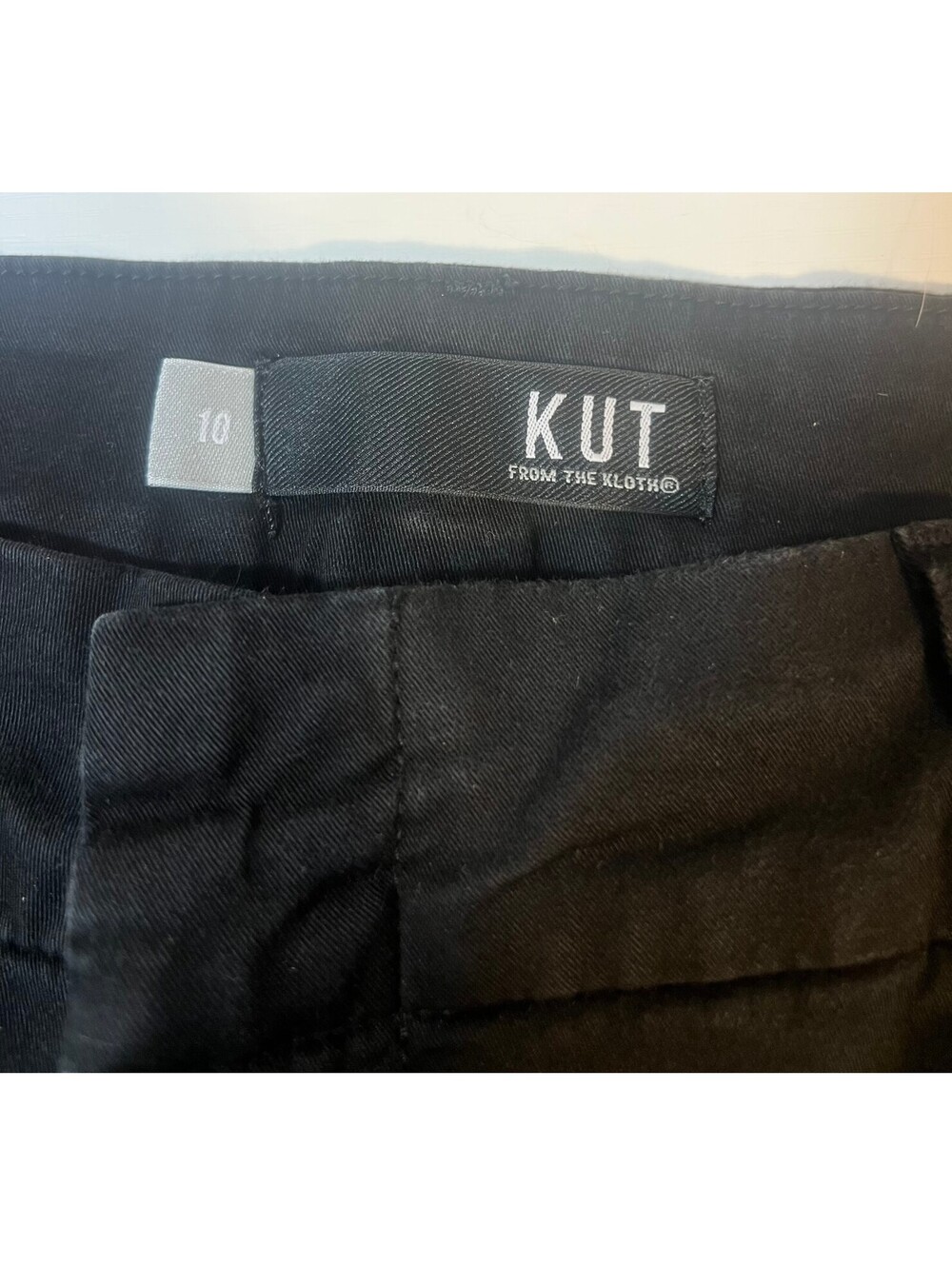 KUT From the Kloth Black Slim Straight Pants Women’s Size 10